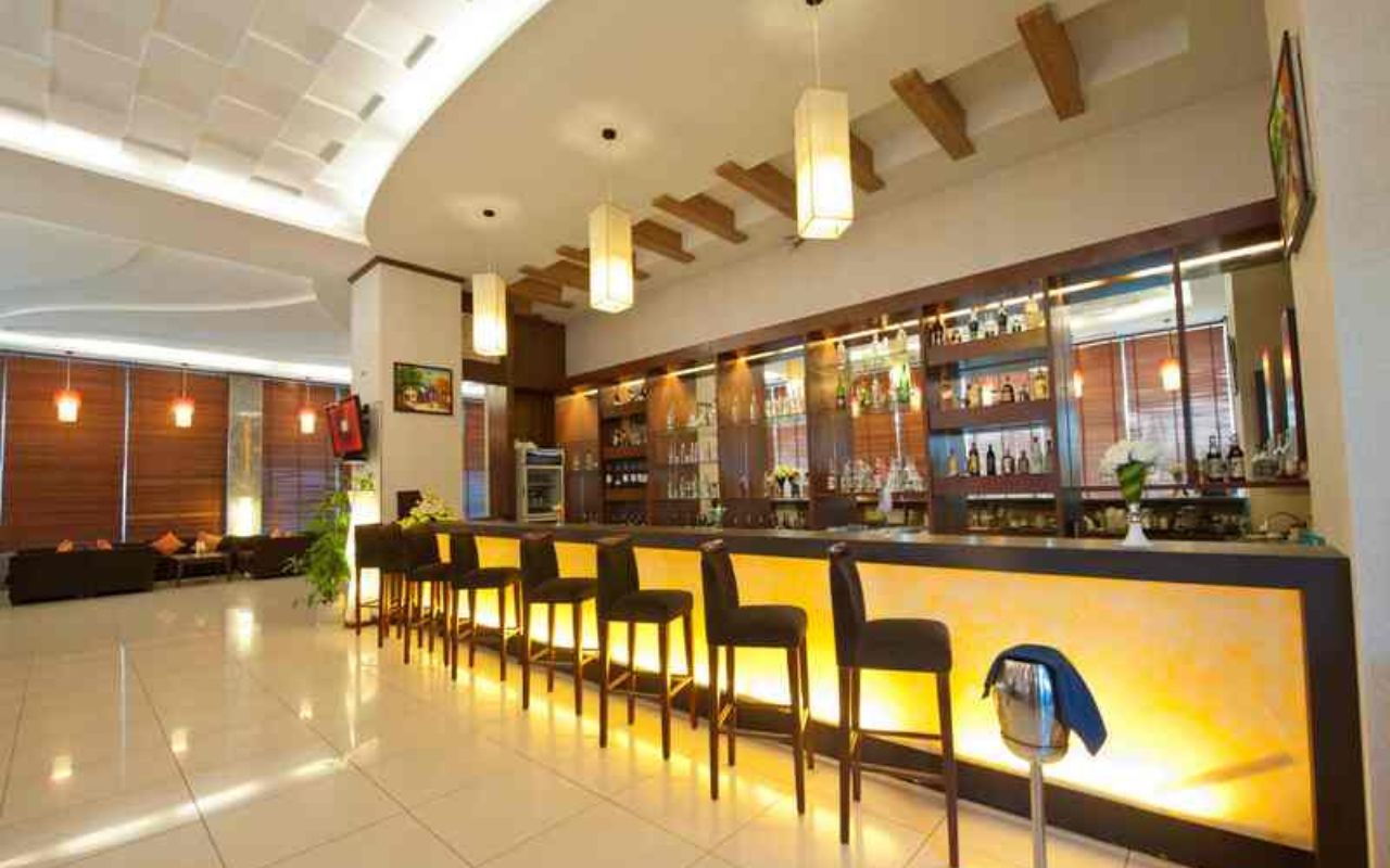 Mường Thanh Grand Xa La - Phan-xi-pang Bar Mường Thanh Grand Xa La - Phan-xi-pang Bar