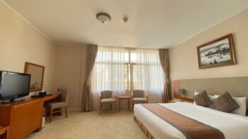 Muong Thanh Holiday Da Lat Superior King