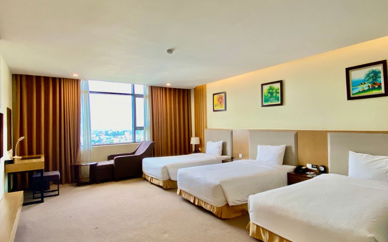 Mường Thanh Luxury Buôn Ma Thuột - Deluxe Triple Mường Thanh Luxury Buôn Ma Thuột - Deluxe Triple