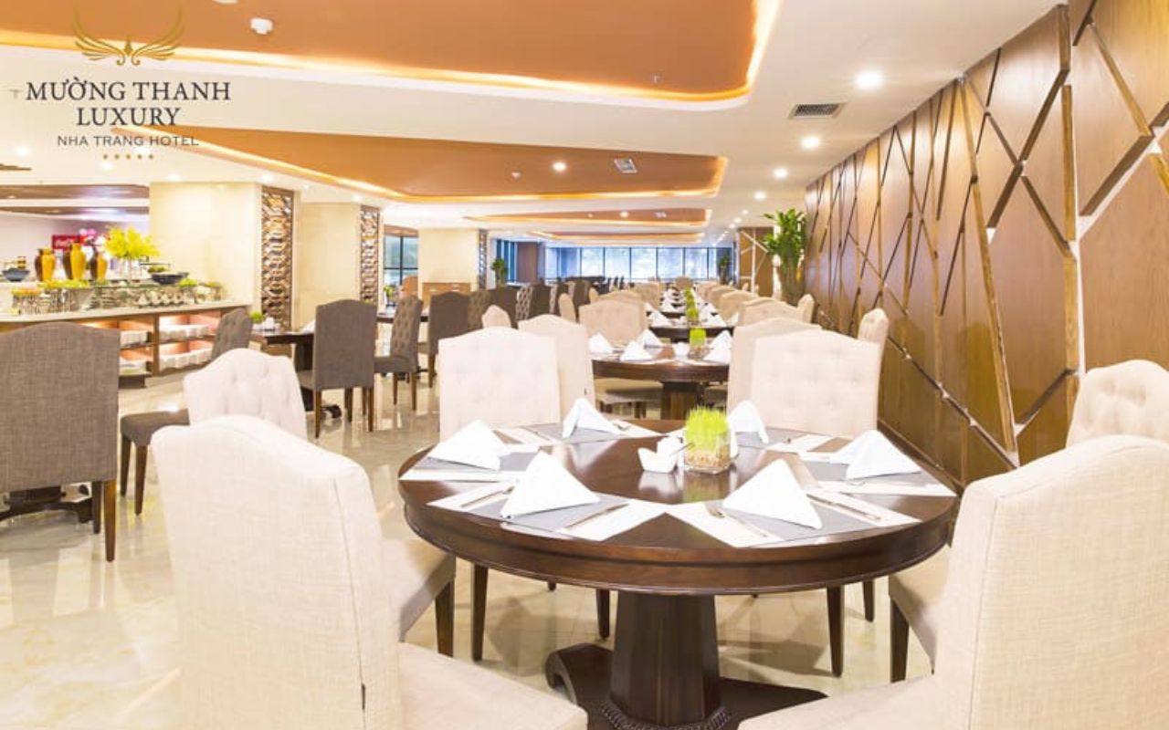 Mường Thanh Luxury Nha Trang - Nhà hàng Hòn Tre Mường Thanh Luxury Nha Trang - Nhà hàng Hòn Tre