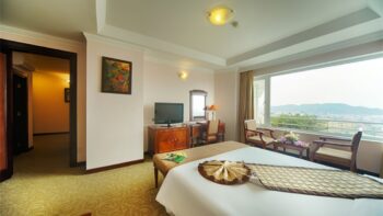 Khách sạn Mường Thanh Phương Đông- Executive Suite