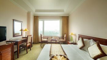 Khách sạn Mường Thanh Phương Đông - Premium Deluxe King