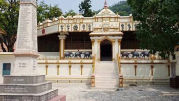 Tour Ấn Độ - Delhi - Nepal 14 ngày - ĐỀN ASHARAM