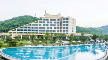 Khách sạn Mường Thanh Luxury Diễn Lâm1