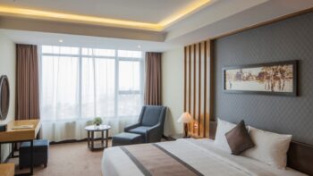 Mường Thanh Luxury Nhật Lệ - Deluxe King hướng biển