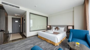 Mường Thanh Grand Bãi Cháy - Deluxe King