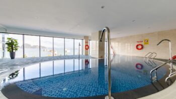 Mường Thanh Grand Bãi Cháy - Hồ bơi