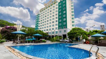 Mường Thanh Holiday Suối Mơ - Hồ bơi