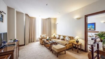 Tân Sơn Nhất Hotel - Deluxe Suite